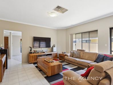 8 Aldwych Way, Joondalup WA 6027