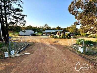 203 Carlin Road, Bakers Hill WA 6562