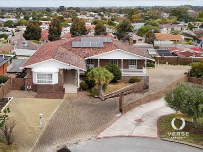 24 Deverell Way, Bentley WA 6102