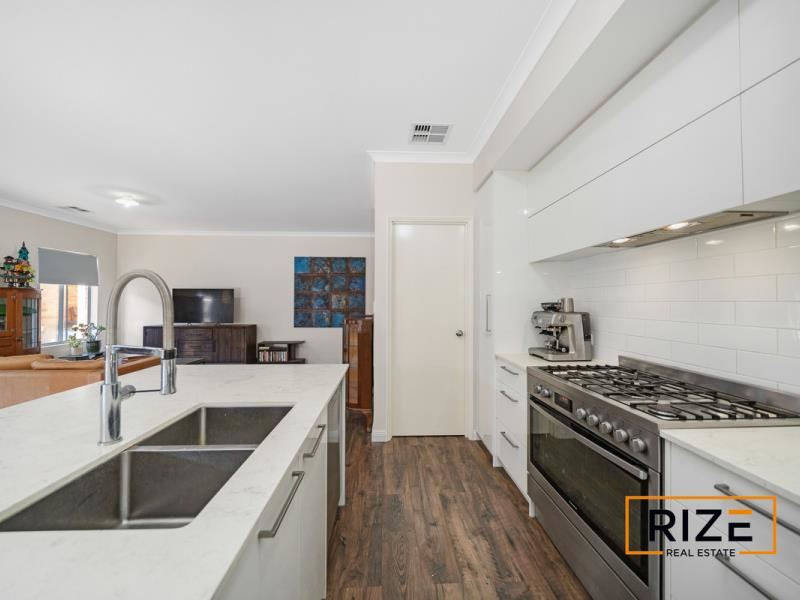 13 Brigalow Street, Banksia Grove