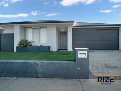 13 Brigalow Street, Banksia Grove WA 6031