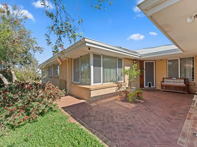 1 Brandon Mews, Parmelia WA 6167