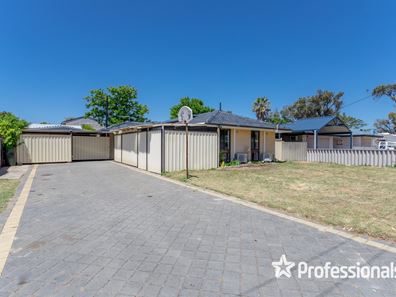 10 Moorine Court, Hillman WA 6168