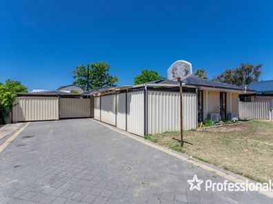 10 Moorine Court, Hillman WA 6168