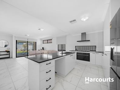 20 Kimolos Way, Alkimos WA 6038