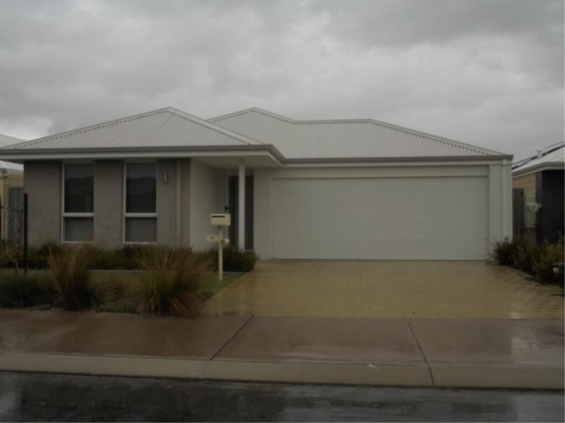 16 Barron Turn, South Yunderup WA 6208