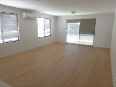 16 Barron Turn, South Yunderup WA 6208