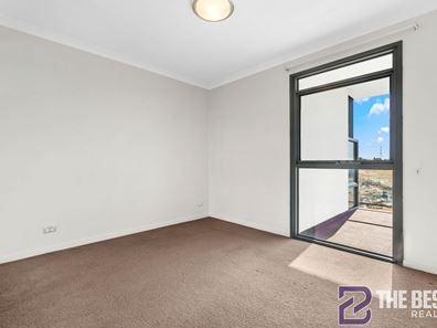 301/25 Malata Crescent, Success WA 6164