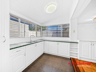 32 Hutt Road, Morley WA 6062