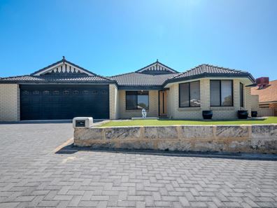 8 Buckden Street, Butler WA 6036