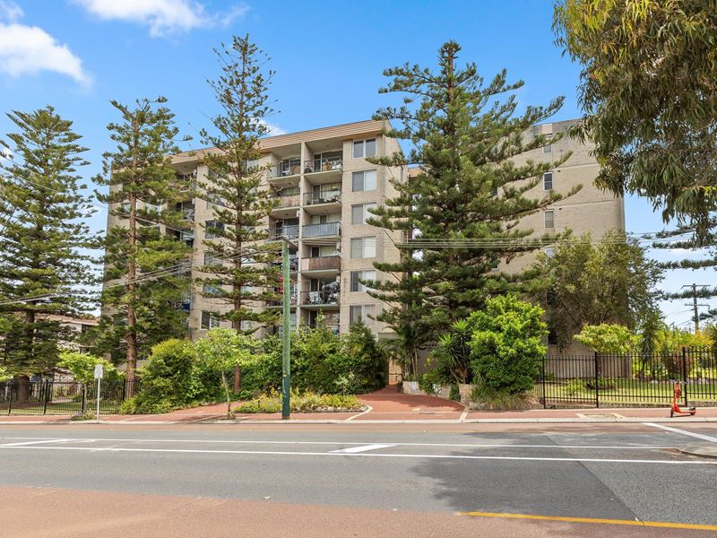 4/133 Lincoln Street, Perth