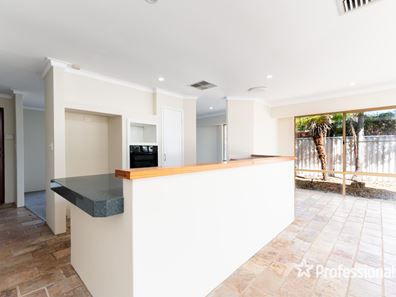 13 Bluebay Hill, Ballajura WA 6066