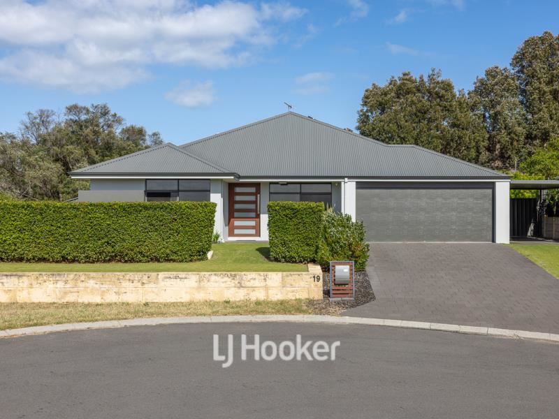 19 Milligan Avenue, Australind WA 6233