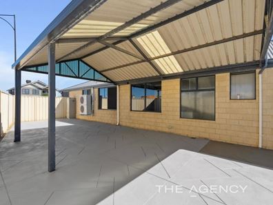 1 Collanda Circuit, Carramar WA 6031