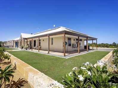 30 Cargeeg Bend, White Peak WA 6532
