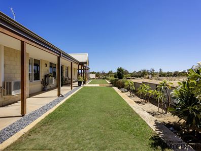 30 Cargeeg Bend, White Peak WA 6532