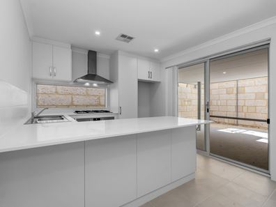 14A Hibiscus  Street, Hammond Park WA 6164