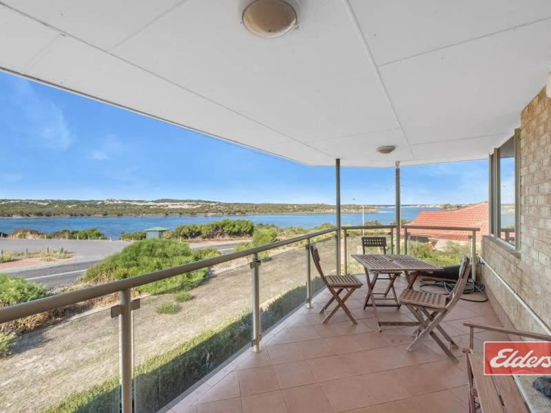 11 Somerset Place, Cape Burney