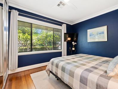 12 Mullings Way, Myaree WA 6154