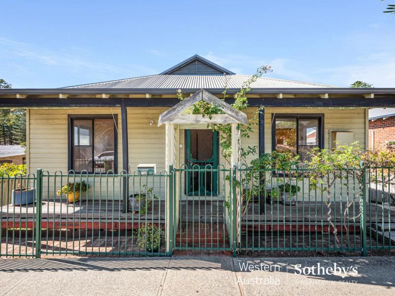 4a Loukes Street, Fremantle