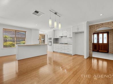 29 Stephenson Gardens, Winthrop WA 6150
