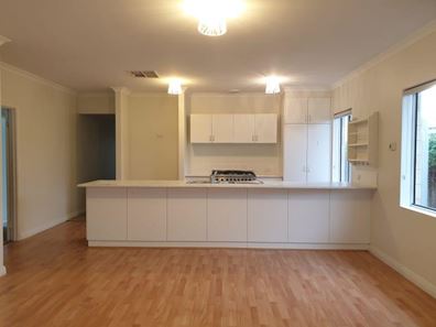 7 Biddiarra Bend, Southern River WA 6110