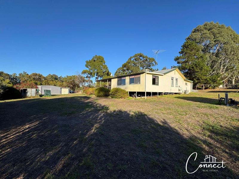 127 Tamma Road, Bakers Hill WA 6562