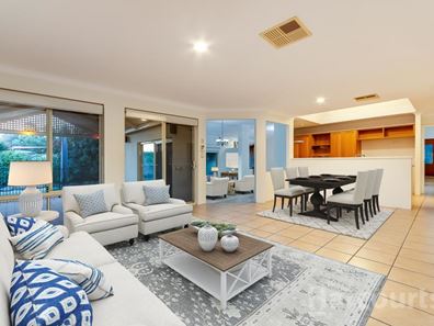 16 Raffles Court, Currambine WA 6028