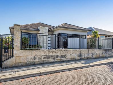 7 Hulah Cove, Secret Harbour WA 6173