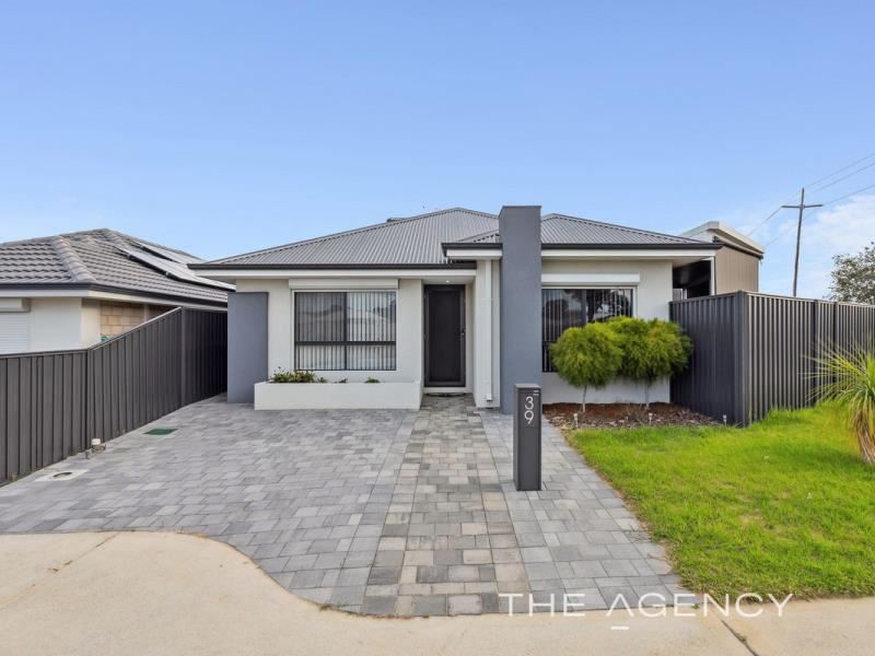 39 Cara Way, Wattle Grove WA 6107