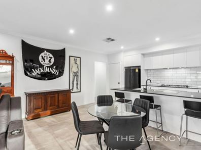 39 Cara Way, Wattle Grove WA 6107
