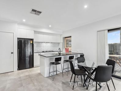 39 Cara Way, Wattle Grove WA 6107