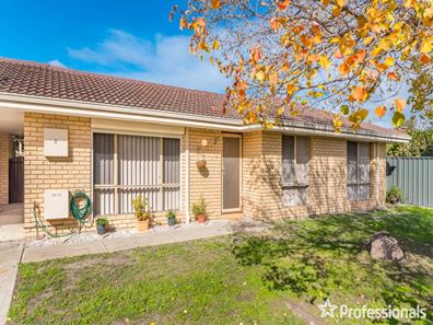 7/12 Farnaby Lane, Beckenham WA 6107