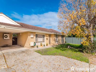7/12 Farnaby Lane, Beckenham WA 6107