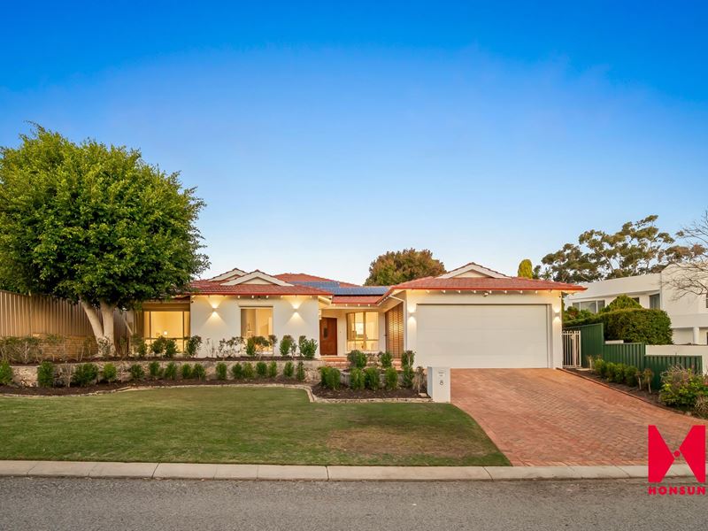 8 Roskhill Place, Applecross WA 6153