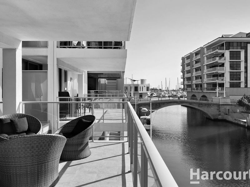 2/8 Torcello Mews, Mandurah WA 6210