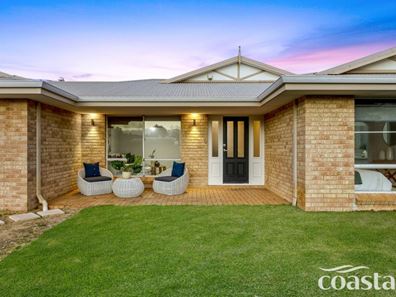 10 Challenger Road, Madora Bay WA 6210