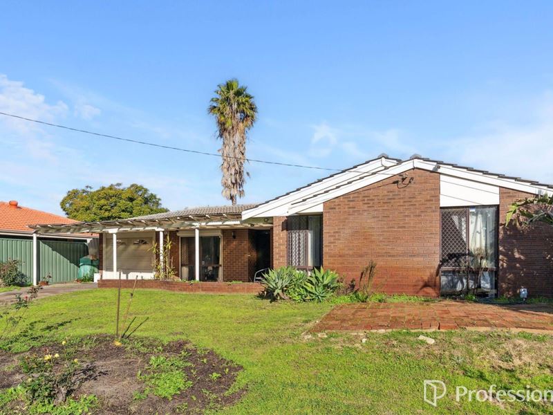 5 Summer Place, Thornlie WA 6108