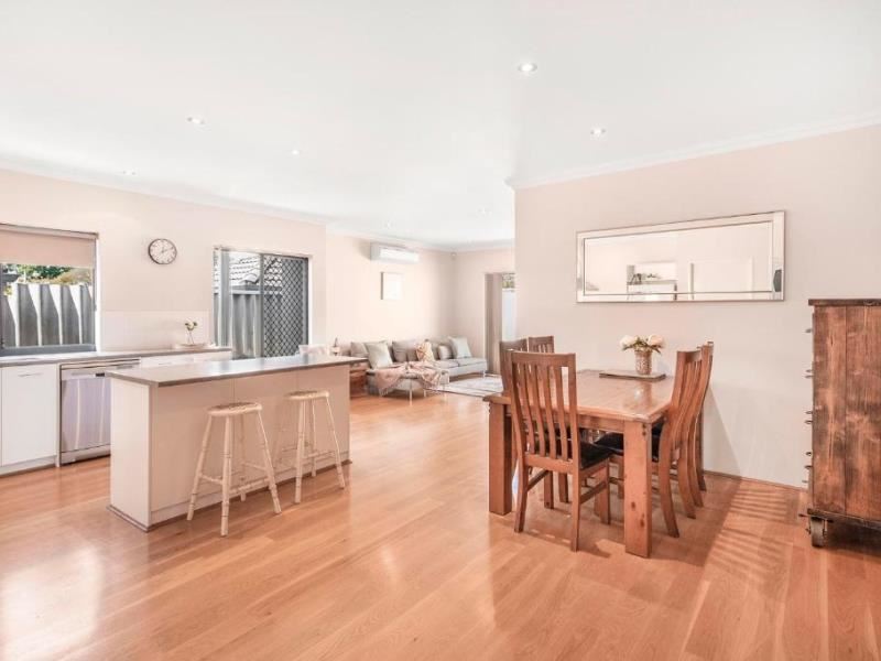 1/70 Pitt Street, St James WA 6102