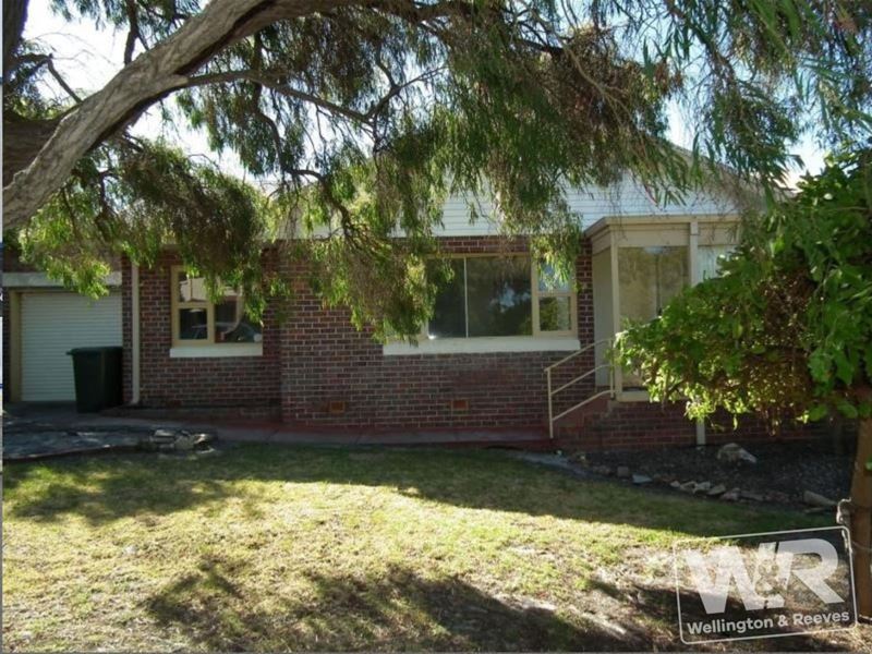 9 Sussex Street, Mount Clarence WA 6330
