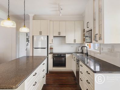 2 Abbey Street, West Busselton WA 6280