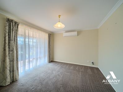 32 Premier Circle, Spencer Park WA 6330