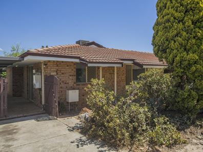 76A Spring Road, Thornlie WA 6108