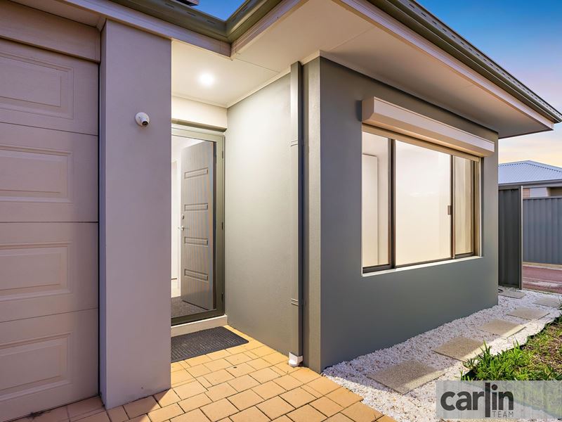 31 Jubilee Avenue, Success WA 6164