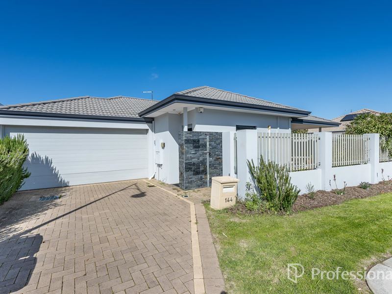 144 Willespie Drive, Pearsall