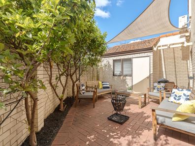 1/10 River View Street, South Perth WA 6151