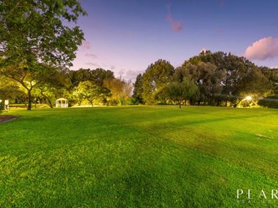 33 Highpoint Boulevard, Ellenbrook WA 6069