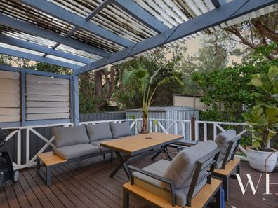 132 South Street, White Gum Valley WA 6162