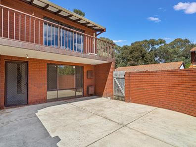 9/3 Marsh Road, Mount Richon WA 6112