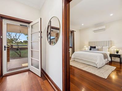 1/83 Manning Road, Manning WA 6152